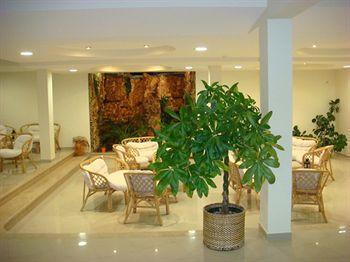 Residencia Santa Marta Tomar Ngoại thất bức ảnh